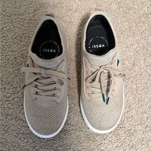 Vessi Weekend Classic Beige Sneakers